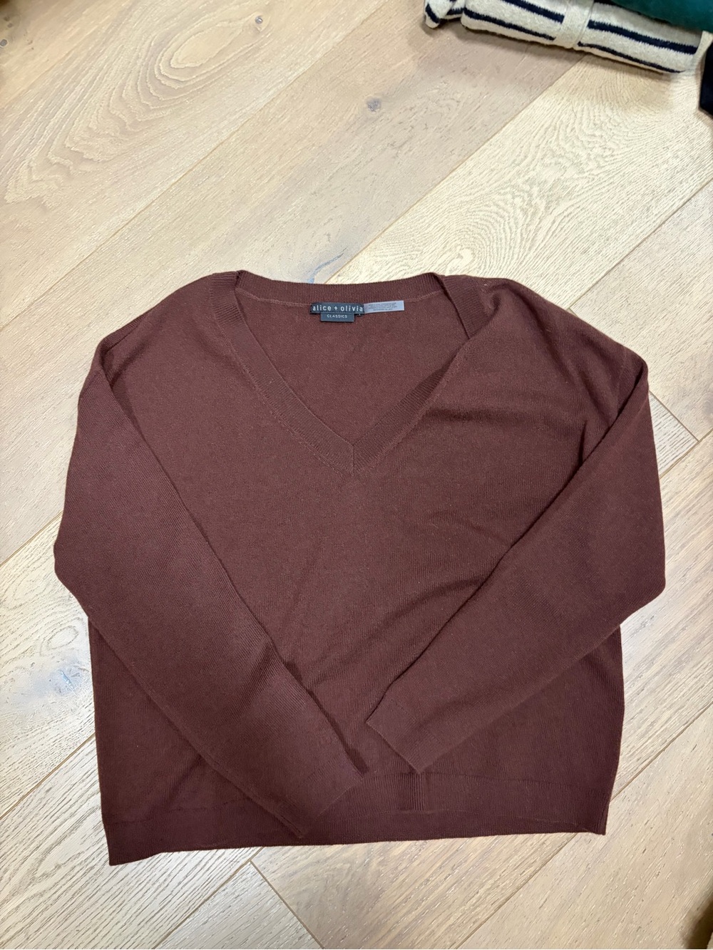 Alice + Olivia Men's V-Neck Sweater in Chestnut Brown